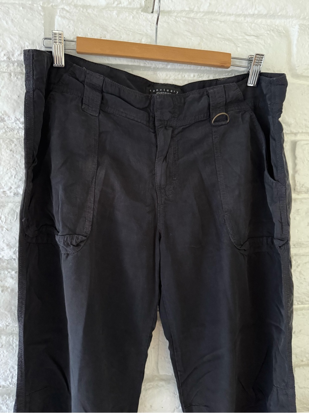 Sanctuary 100% Tencel Cargo Pants T-1 - Picture 5 of 7